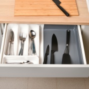 картинка Лоток для столовых приборов раздвижной для хранения ложек и вилок Expandable cutlery tray