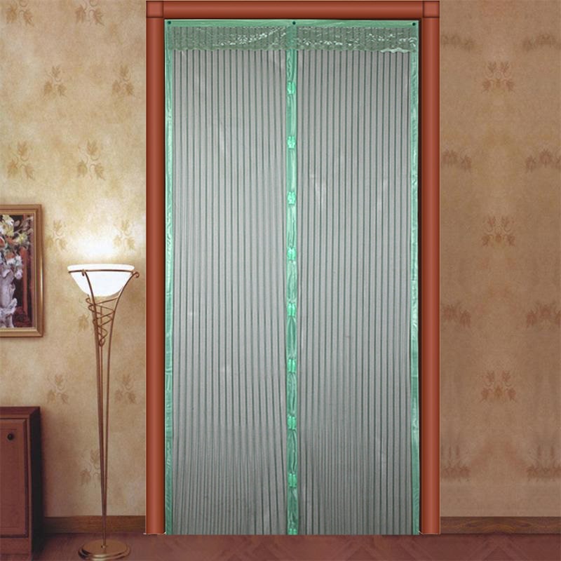 Дверная москитная сетка на магнитах 100х210 см купить со скидкой в Москве
