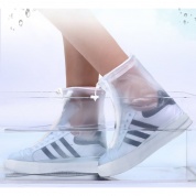 картинка Защитные чехлы (дождевики, пончи) для обуви от дождя и грязи с подошвой белые