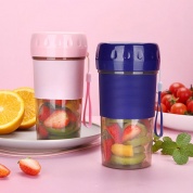 картинка Портативный блендер - соковыжималка для фруктов со стаканом Portable Juicer