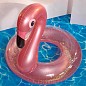 Надувной круг для плавания взрослый плавательный большой для бассейна Фламинго с блестками розовый